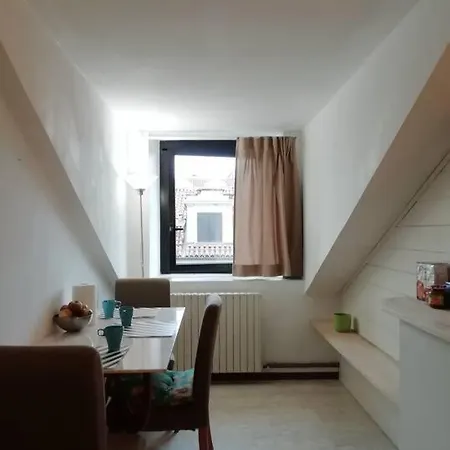 La Casa Di Marta - Ampia Ed Accogliente Mansarda In Piazza Statuto Turín